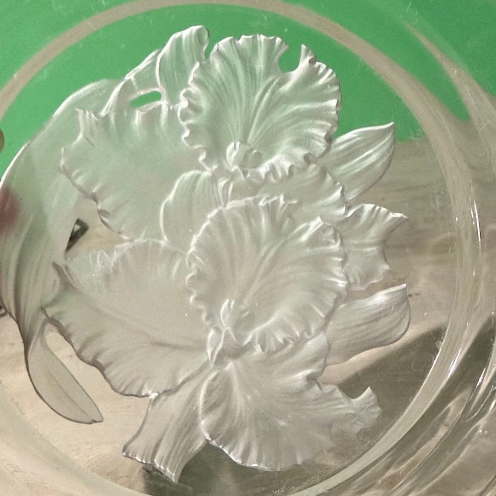 Hoya Crystal plate Month of November